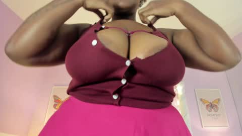 Snapshot of dakotasexshow2 chatting on February 2025 10:43:01 PM Dakota Sex Show online show from February 2025 10:43:01 PM