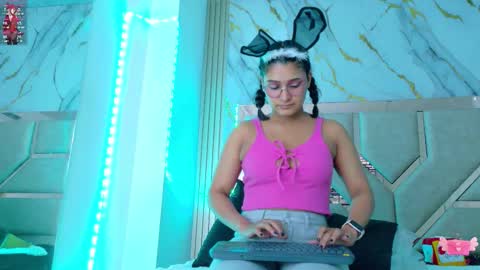 dakotatylerrr online show from March 2026 11:06:01 AM