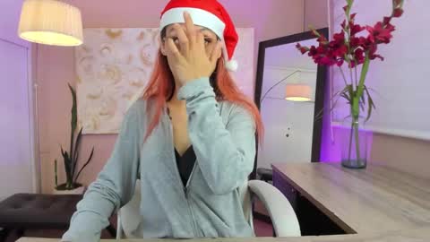 Snapshot of dalia_garrett chatting on December 2024 02:12:01 PM Dalia online show from December 2024 02:12:01 PM