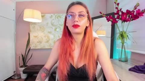 Snapshot of dalia_garrett chatting on January 2025 07:24:01 PM Dalia online show from January 2025 07:24:01 PM