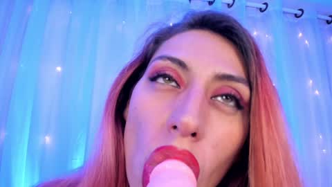 Snapshot of dalia_garrett chatting on February 2025 05:53:02 PM Dalia online show from February 2025 05:53:02 PM