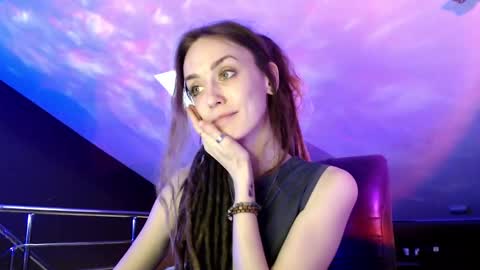 Dalia  online show from February 2025 10:16:02 AM