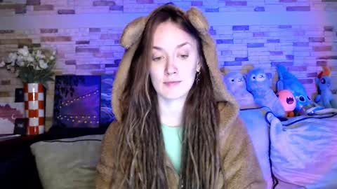 Dalia  online show from October 2025 09:37:01 AM