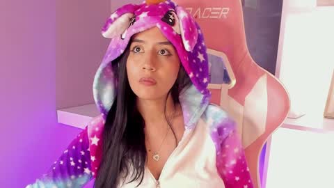 leila williams online show from January 2025 01:27:01 PM