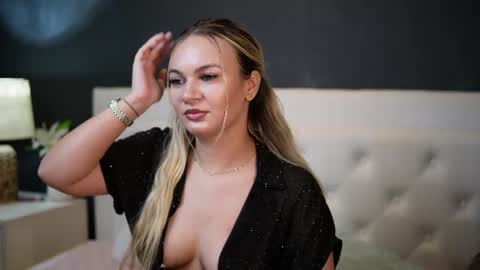  Dalia  online show from June 2026 09:35:01 PM