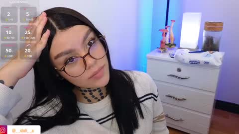 Dalia online show from January 2025 12:25:01 AM