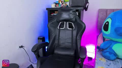 damar_felipe online show from May 2026 09:00:01 PM