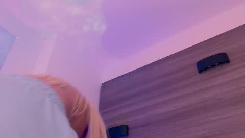         online show from February 2026 05:06:02 AM