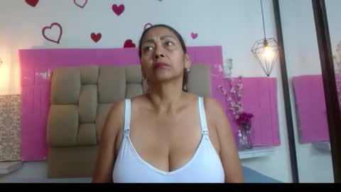 damaryleon online show from March 2026 07:31:01 PM