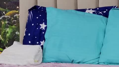 Snapshot of damedefeu chatting on January 2025 11:00:02 AM damedefeu online show from January 2025 11:00:02 AM