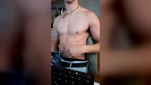 dami_mad_ online show from July 2026 12:11:02 PM