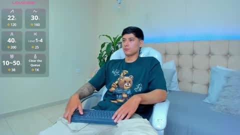 DAMIAN online show from February 2025 01:59:01 PM