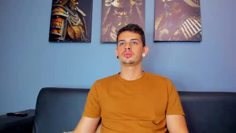 Snapshot of damian__oliver chatting on February 2025 08:17:01 AM Damian Oliver online show from February 2025 08:17:01 AM