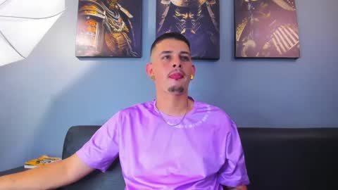 Snapshot of damian__oliver chatting on February 2026 04:41:02 AM Damian Oliver online show from February 2026 04:41:02 AM