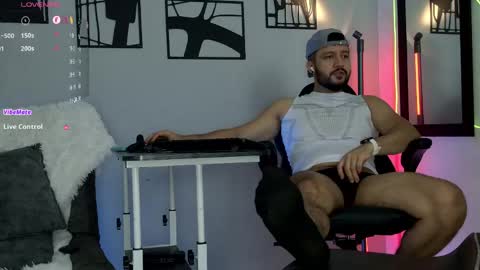 Jaxon online show from April 2026 04:35:01 AM