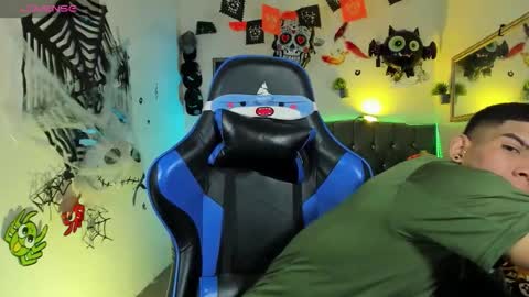 Damian online show from October 2025 03:18:02 AM