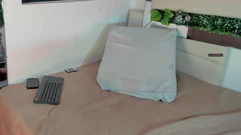 Snapshot of damian_queen chatting on September 2025 04:05:02 AM damian key online show from September 2025 04:05:02 AM