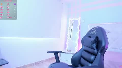 damian_tay1 online show from July 2026 11:57:02 AM