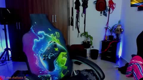 Snapshot of damian_torner chatting on February 2025 09:10:01 AM Damian torner online show from February 2025 09:10:01 AM