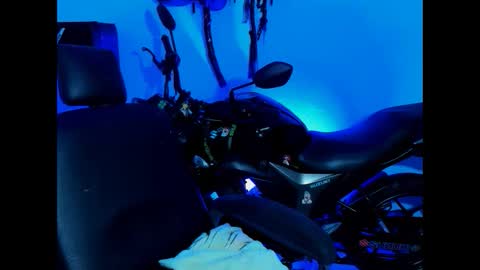 Snapshot of damian_torner chatting on September 2025 08:05:01 AM Damian torner online show from September 2025 08:05:01 AM