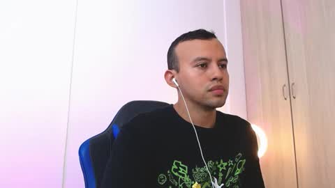 Damian Wish online show from March 2026 07:42:01 PM