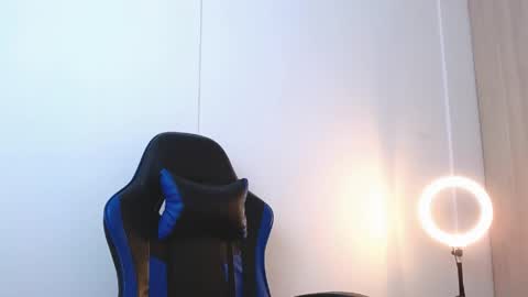 Damian Wish online show from April 2026 06:31:02 PM