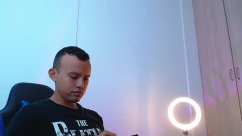 Damian Wish online show from April 2026 12:01:01 PM