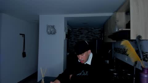 INSTAGRAM  DAMMIANMILLEROFICIAL online show from February 2026 12:57:01 PM