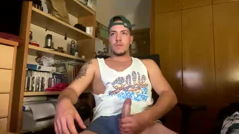 Snapshot of damncore chatting on September 2025 12:23:02 AM damncore online show from September 2025 12:23:02 AM