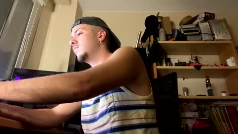 Snapshot of damncore chatting on October 2025 03:38:02 PM damncore online show from October 2025 03:38:02 PM