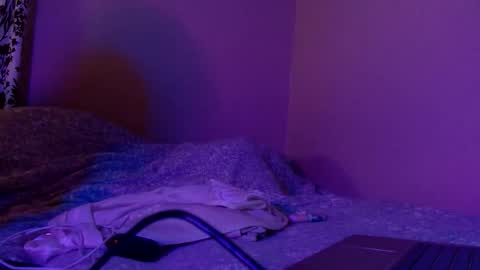 Snapshot of damnnova1 chatting on April 2026 09:26:01 AM Nova online show from April 2026 09:26:01 AM