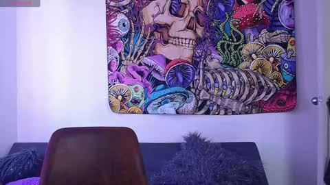 Snapshot of damoncolbi chatting on December 2024 04:31:01 PM damoncolbi online show from December 2024 04:31:01 PM