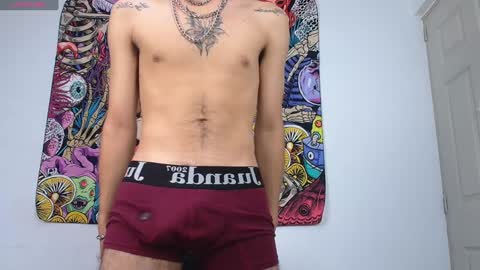 Snapshot of damoncolbi chatting on February 2025 04:14:02 AM damoncolbi online show from February 2025 04:14:02 AM