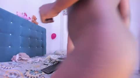 Snapshot of damonxxx1 chatting on March 2025 01:26:01 AM Damon online show from March 2025 01:26:01 AM