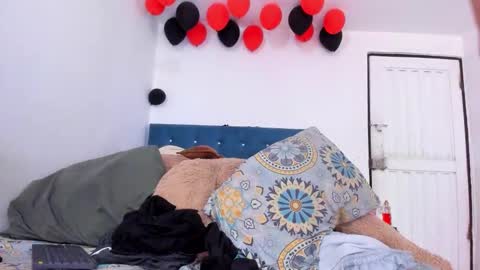 Snapshot of damonxxx1 chatting on November 2025 08:30:02 PM Damon online show from November 2025 08:30:02 PM