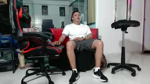 Snapshot of damyan_2003 chatting on January 2025 03:02:02 AM damyan_2003 online show from January 2025 03:02:02 AM