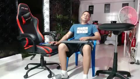 Snapshot of damyan_2003 chatting on January 2025 01:11:01 AM damyan_2003 online show from January 2025 01:11:01 AM