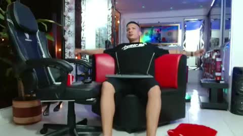 Snapshot of damyan_2003 chatting on September 2025 11:31:02 PM damyan_2003 online show from September 2025 11:31:02 PM