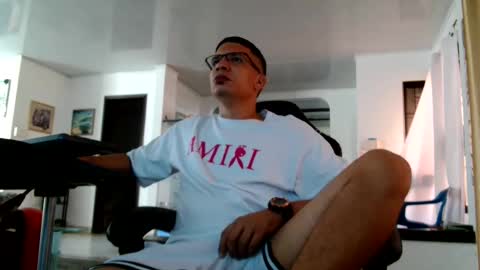 damyan_2003 online show from May 2026 02:11:02 PM