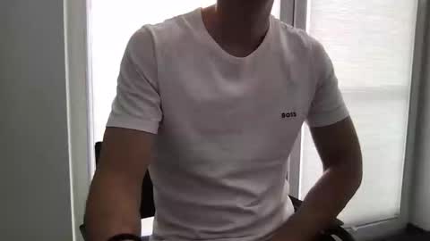 Snapshot of dan9357 chatting on April 2026 11:19:01 AM dan9357 online show from April 2026 11:19:01 AM