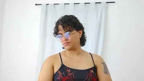 Snapshot of dan_blous chatting on February 2026 12:04:01 AM Diane Blosson online show from February 2026 12:04:01 AM