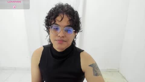 Snapshot of dan_blous chatting on February 2026 12:05:02 AM Diane Blosson online show from February 2026 12:05:02 AM