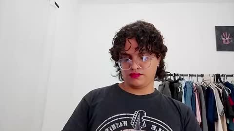 Diane Blosson online show from March 2026 01:33:01 AM