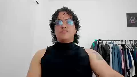 Diane Blosson online show from March 2026 01:21:01 AM