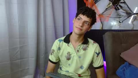 Daniel  online show from October 2025 09:55:02 PM