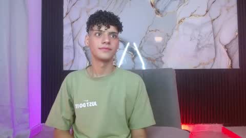 Daniel  online show from November 2025 12:31:02 AM