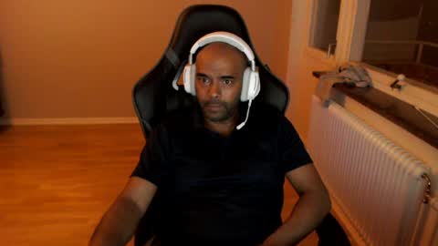 dan_the_man43 online show from June 2026 09:50:01 PM