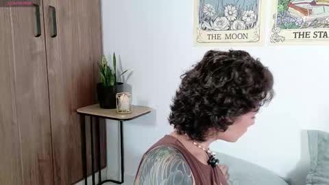 Snapshot of dan_universe chatting on November 2025 05:57:01 PM Bluemoon online show from November 2025 05:57:01 PM