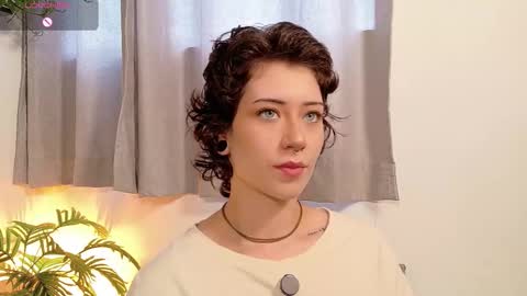 Snapshot of dan_universe chatting on November 2025 06:18:01 PM Bluemoon online show from November 2025 06:18:01 PM