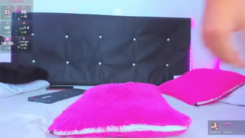 danna online show from May 2026 01:22:01 AM
